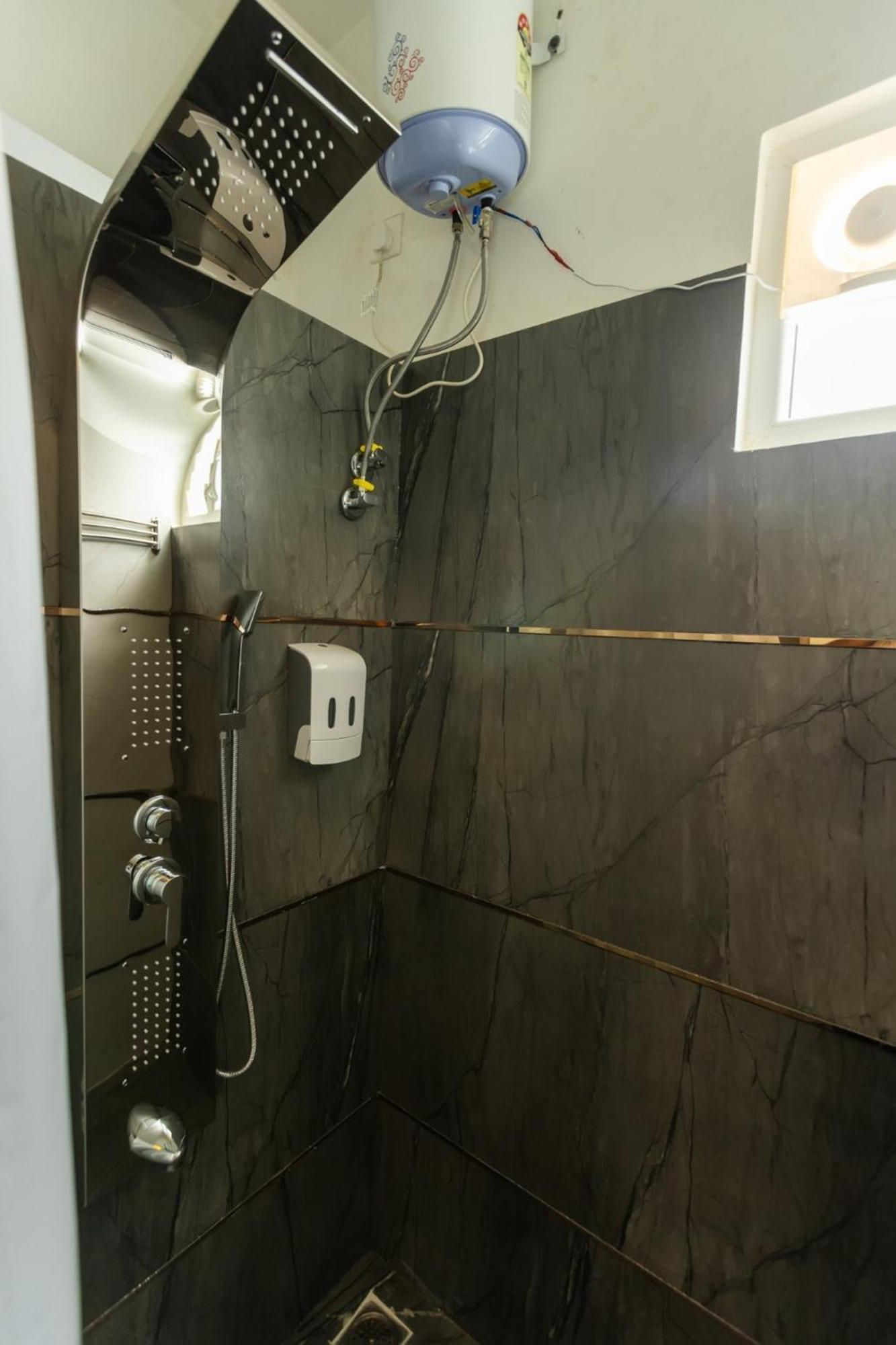 Bed and Breakfast Bharath Pods Coimbatore Esterno foto